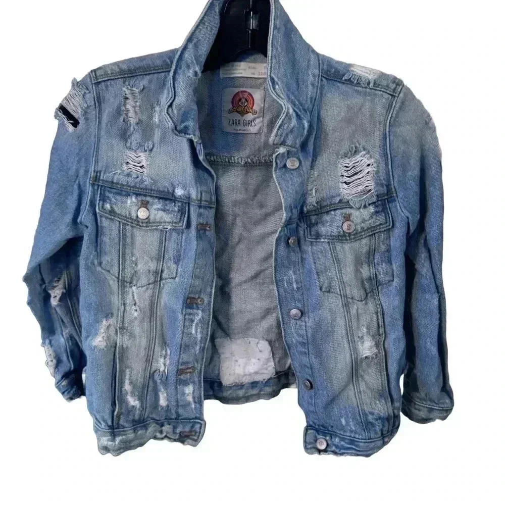 Zara & Looney Tunes Girls Distress Denim  Jacket  Size 8 Bugs Bunny